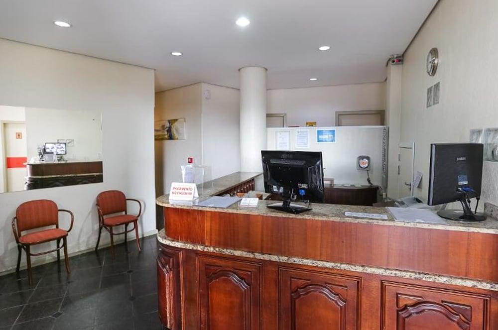 Hotel Expressinho Aeroporto ปอร์โตอัลเลเกร ภายนอก รูปภาพ