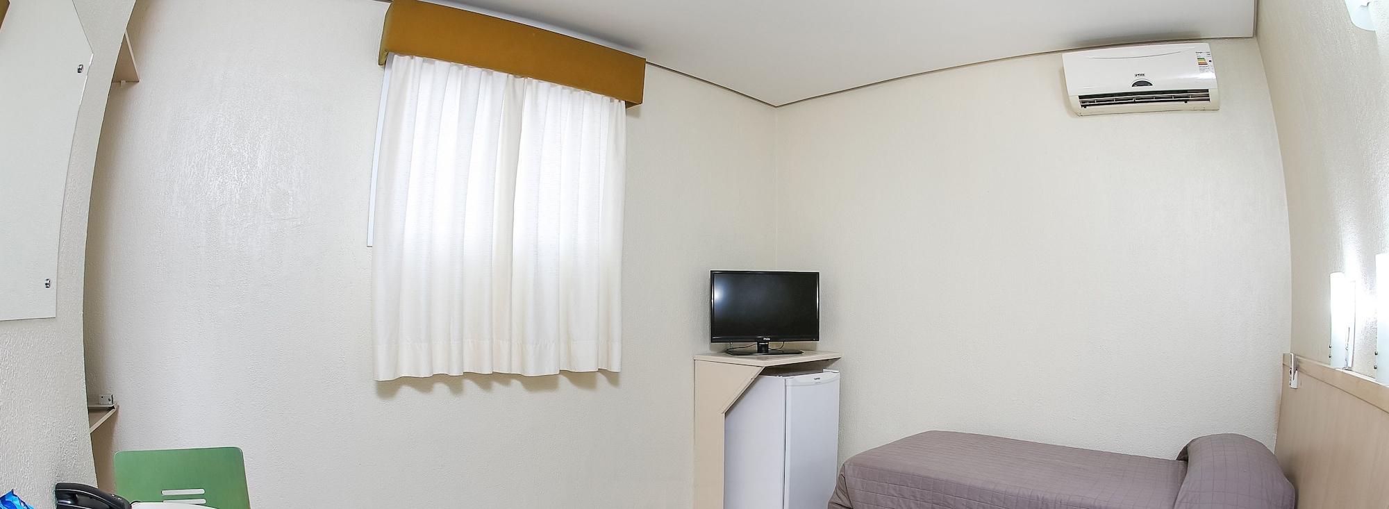 Hotel Expressinho Aeroporto ปอร์โตอัลเลเกร ภายนอก รูปภาพ