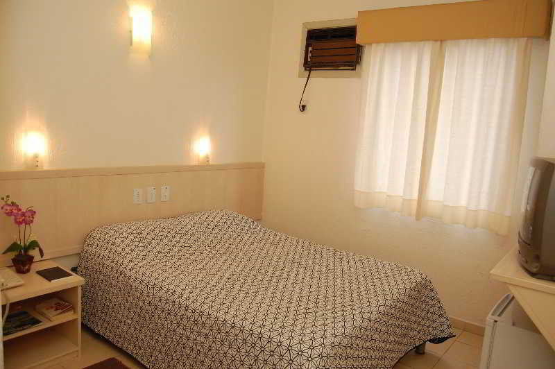 Hotel Expressinho Aeroporto ปอร์โตอัลเลเกร ภายนอก รูปภาพ